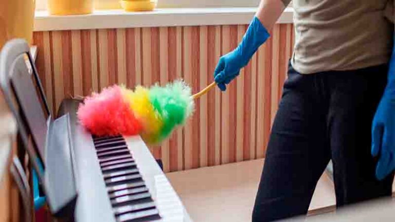 How to clean a piano. Become an expert?
